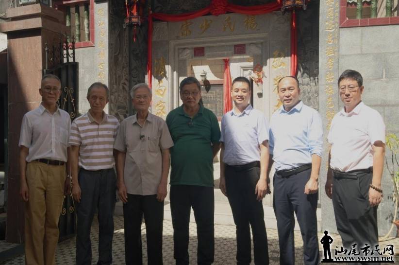 杨成志16.png