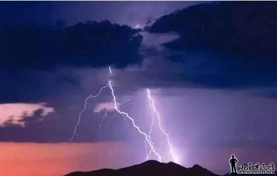 雷雨7.png